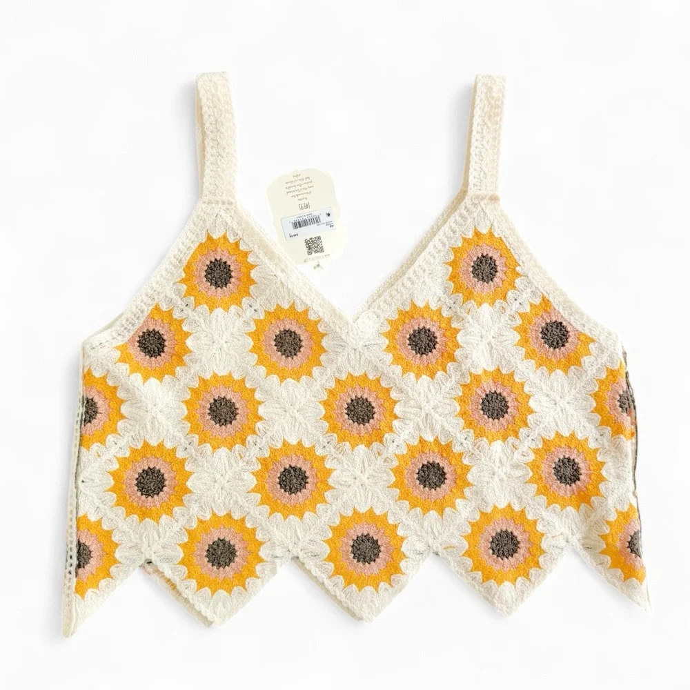 NEW Altar’d State Sunflower Crochet Granny Square Cropped Tank Top Womens S - Picture 6 of 11